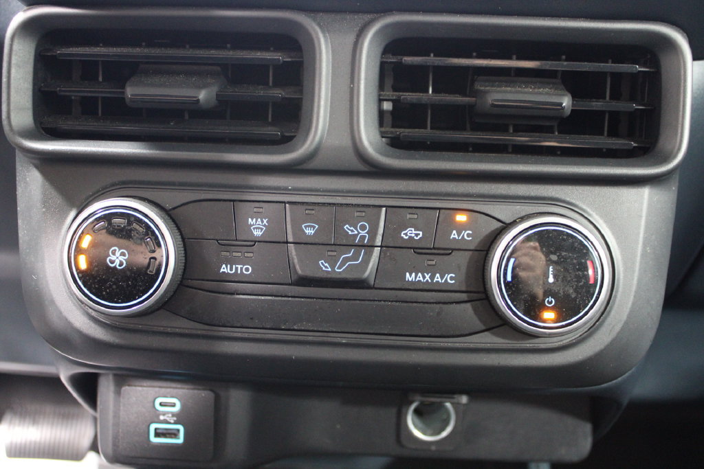 Used 2024 Ford Maverick XL FWD image 46
