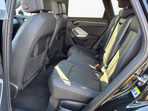 Used 2022 Audi Q3 2.0T Premium w/ Convenience Package image 13