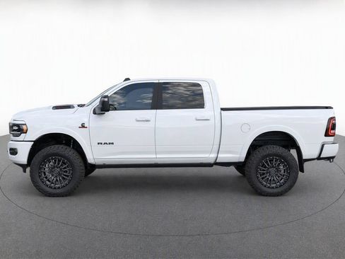 Used 2023 RAM 2500 Limited AWD/4WD image 9