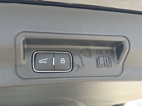 New 2026 Ford Explorer ST-Line w/ ST-Line Street Pack image 30