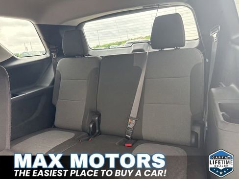 Used 2020 Chevrolet Traverse LT w/ Driver Confidence II Package AWD/4WD image 13
