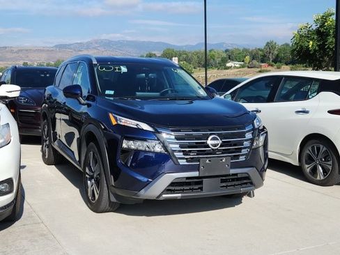 Used 2026 Nissan Rogue SL AWD/4WD image 1