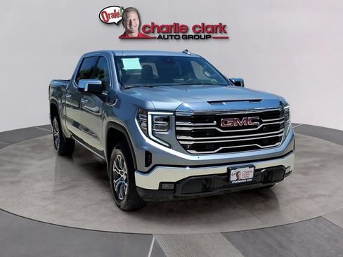 Used 2026 GMC Sierra 1500 SLT AWD/4WD image 8