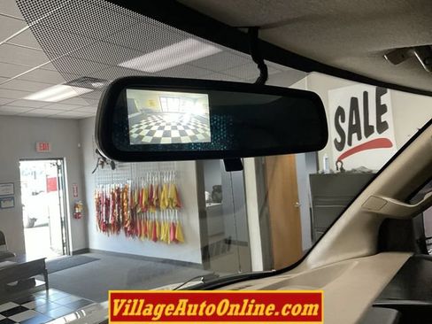 Used 2023 GMC Savana 3500 w/ Driver Convenience Package RWD image 14