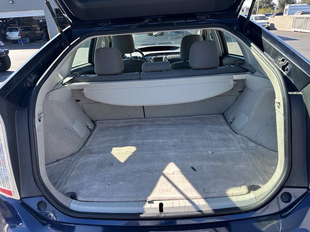 Used 2015 Toyota Prius Two FWD image 4