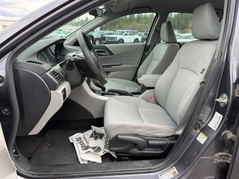 Used 2015 Honda Accord LX image 2