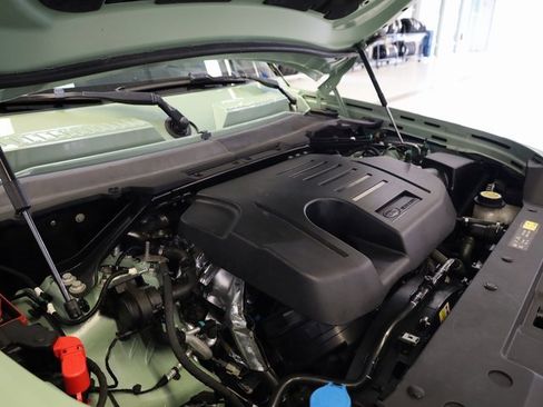 Used 2023 Land Rover Defender 110 75th Limited Edition image 40