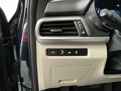 Used 2020 Kia Telluride S FWD image 17