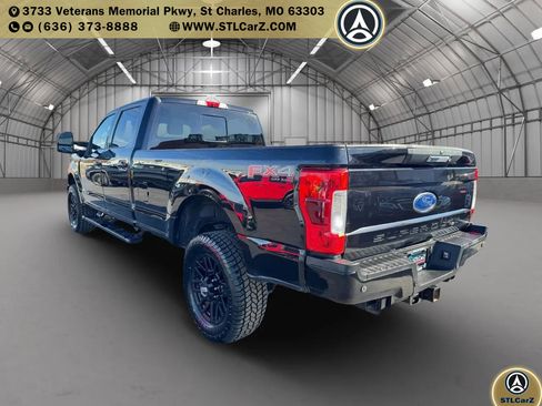 Used 2019 Ford F350 Lariat image 5