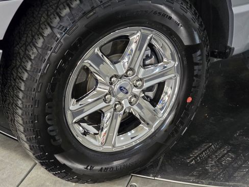 Used 2025 Ford F150 XLT w/ Equipment Group 301A Standard image 8