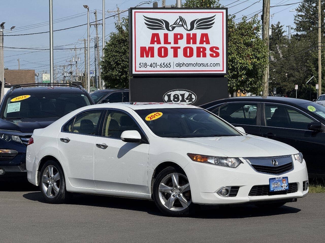 Used 2013 Acura TSX Sedan FWD image 1