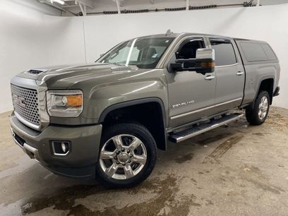 Used 2017 GMC Sierra 2500 Denali w/ Duramax Plus Package