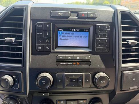 Used 2018 Ford F150 XL w/ Equipment Group 101A Mid AWD/4WD image 19