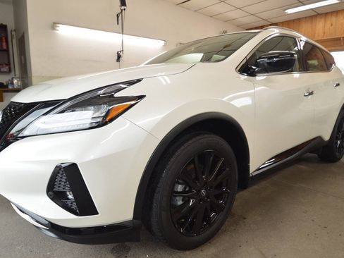 Used 2023 Nissan Murano SV w/ SV Midnight Edition Package image 22