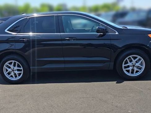 Certified 2024 Ford Edge SEL AWD/4WD image 2
