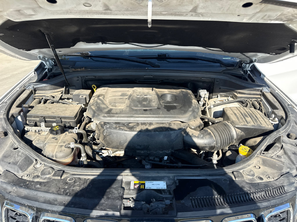 Used 2020 Jeep Grand Cherokee Limited w/ Premium Lighting Group AWD/4WD image 35