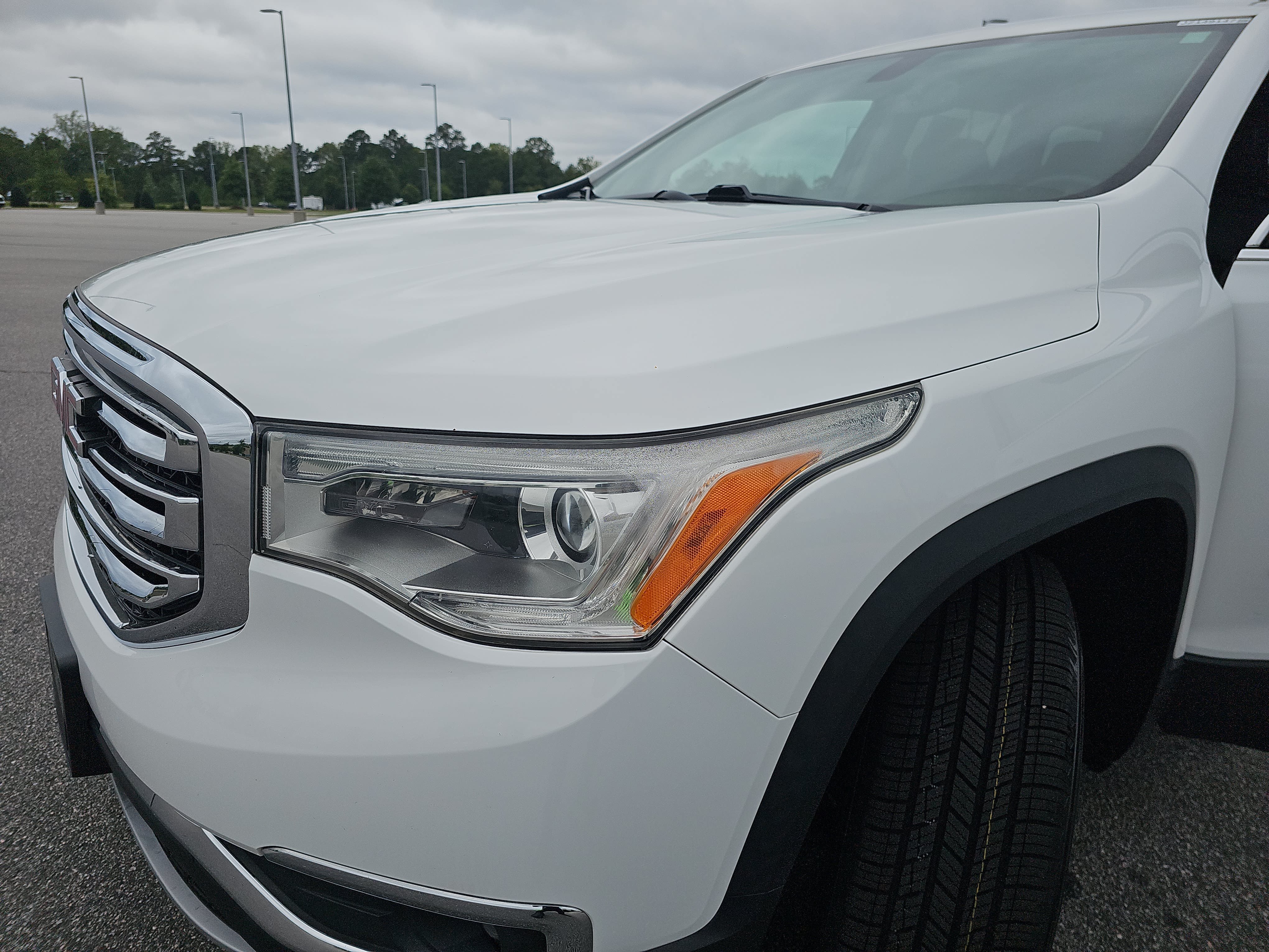 Used 2018 GMC Acadia SLT FWD image 32