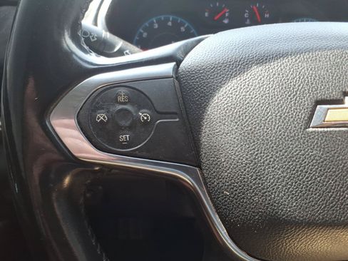 Used 2020 Chevrolet Traverse LT w/ LPO, Floor Liner Package FWD image 22