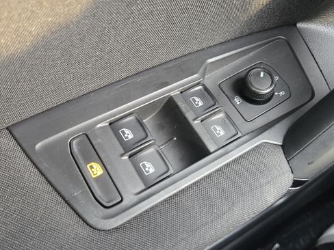 Used 2019 Volkswagen Tiguan S w/ Driver Assistance Package image 23