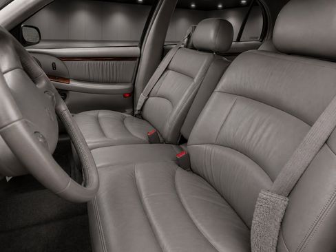 Used 2002 Buick Park Avenue Ultra w/ Gran Touring Pkg FWD image 7