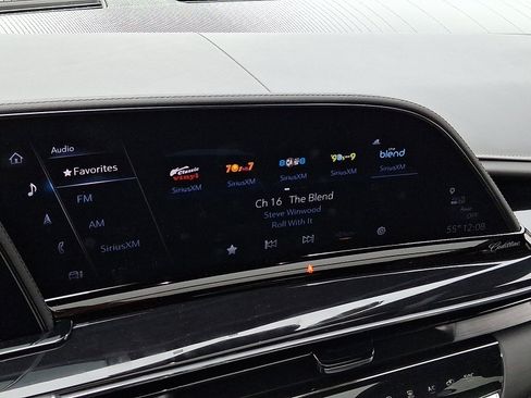 Certified 2024 Cadillac Escalade V w/ Heavy-Duty Trailer Package image 20