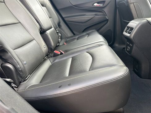 Used 2019 Chevrolet Equinox Premier image 16