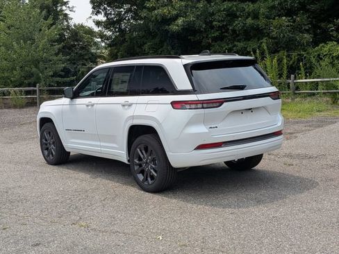 New 2026 Jeep Grand Cherokee Limited AWD/4WD image 5