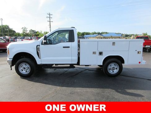 Used 2024 Ford F250 XL w/ Snow Plow Prep Package AWD/4WD image 8