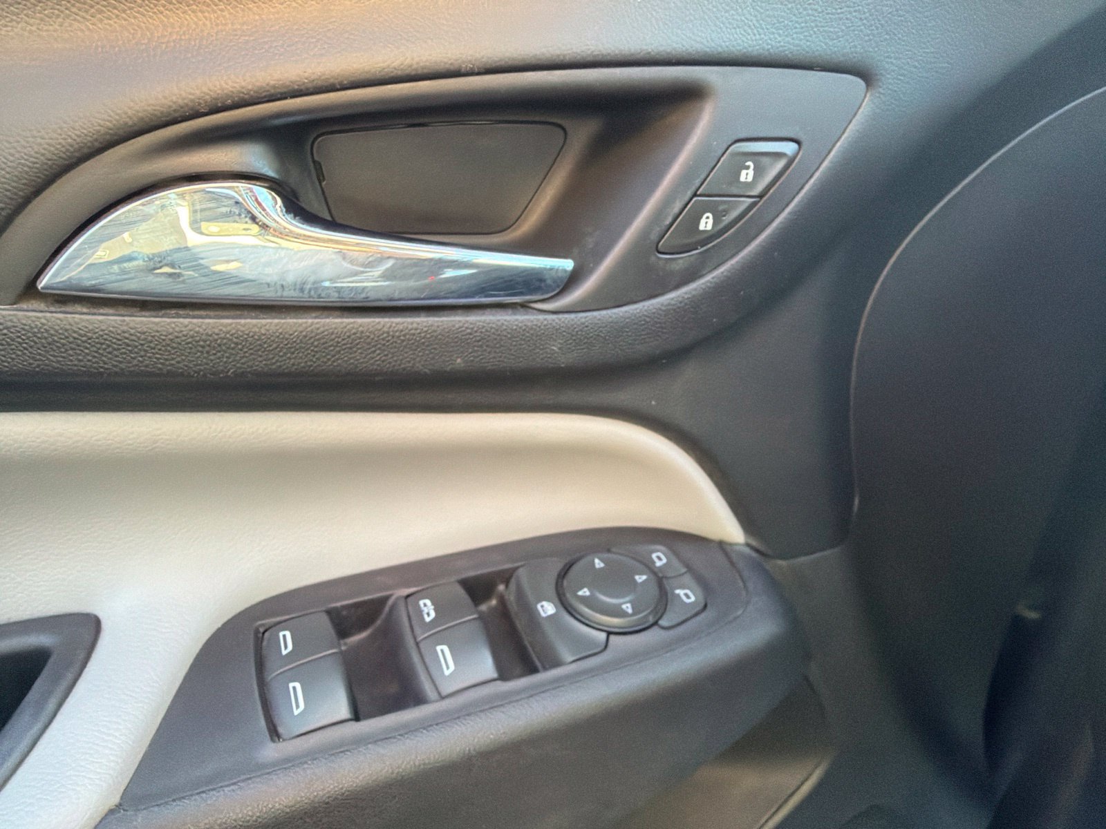 Certified 2022 Chevrolet Equinox LS w/ LS Convenience Package FWD image 20