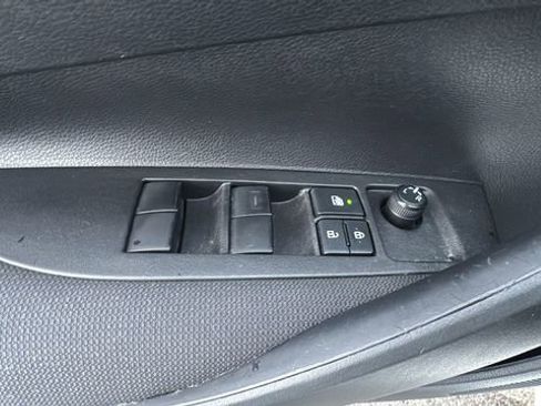 Used 2024 Toyota Corolla LE image 12