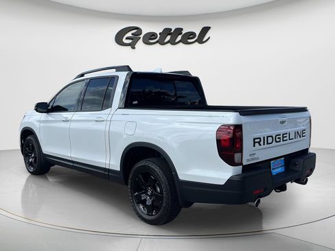 Used 2025 Honda Ridgeline Black Edition image 7