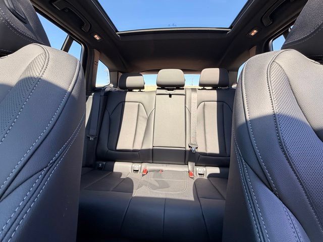 Used 2023 BMW X3 sDrive30i w/ Premium Package RWD image 17