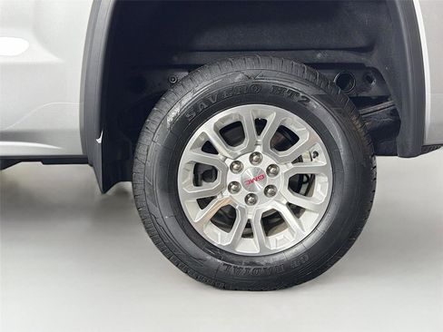 Used 2017 GMC Sierra 1500 SLE w/ SLE Value Package image 28