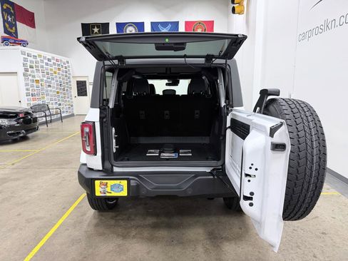 Used 2023 Ford Bronco Outer Banks AWD/4WD image 23