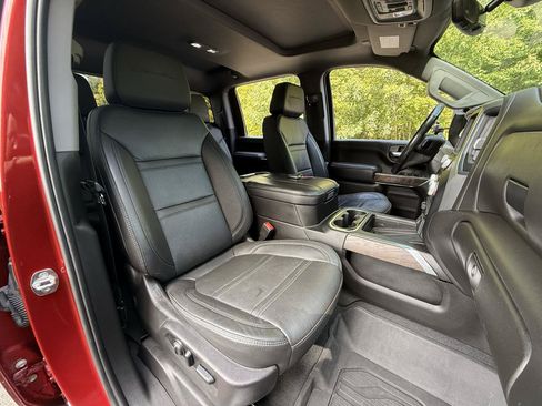 Used 2023 GMC Sierra 2500 Denali w/ Denali Ultimate Package AWD/4WD image 27