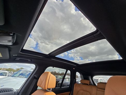 New 2026 BMW X5 xDrive40i w/ Executive Package image 22