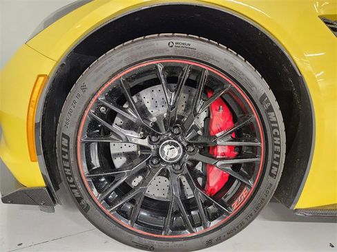 Used 2019 Chevrolet Corvette Z06 image 7