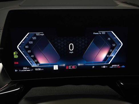 Used 2025 BMW X2 xDrive28i w/ Technology Package image 25