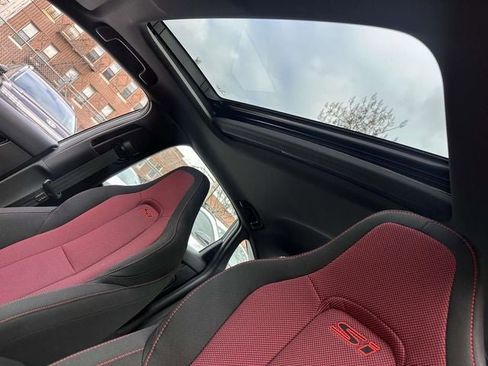 Used 2024 Honda Civic Si image 18