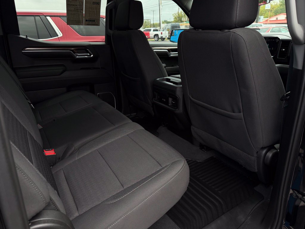 Used 2023 Chevrolet Silverado 1500 LT AWD/4WD image 20