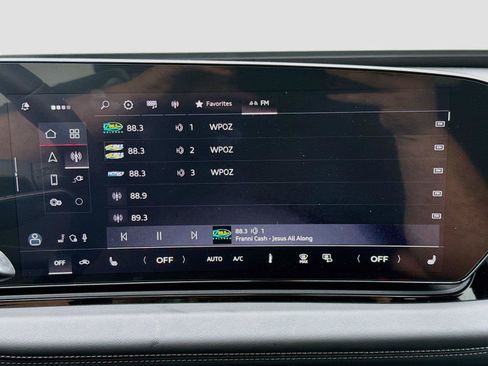 Used 2025 Audi A6 e-tron Premium Plus w/ Premium Plus RWD image 12