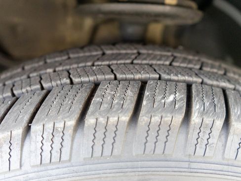 Used 2019 Nissan Pathfinder SL image 32