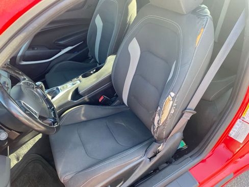 Used 2016 Chevrolet Camaro LT RWD image 11