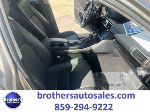 Used 2018 Lexus IS 300 w/ Accessory Package 2 RWD image 40