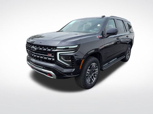 Used 2025 Chevrolet Tahoe Z71 AWD/4WD image 2