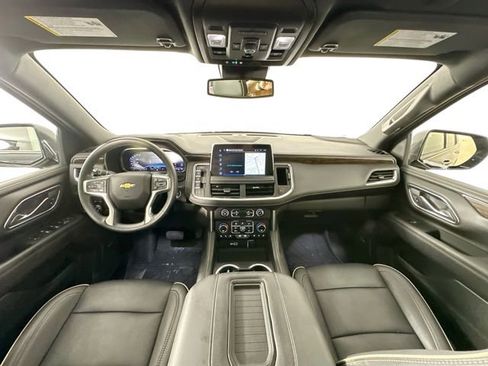 Used 2023 Chevrolet Tahoe Premier AWD/4WD image 3