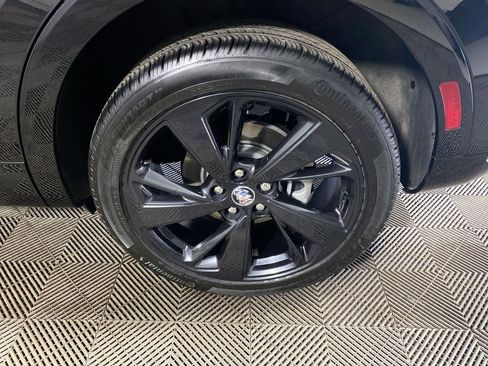 Certified 2023 Buick Envision Essence w/ Sport Touring Package FWD image 10
