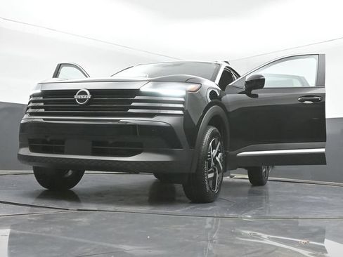 New 2026 Nissan Kicks SV w/ Cold Weather Package FWD image 51