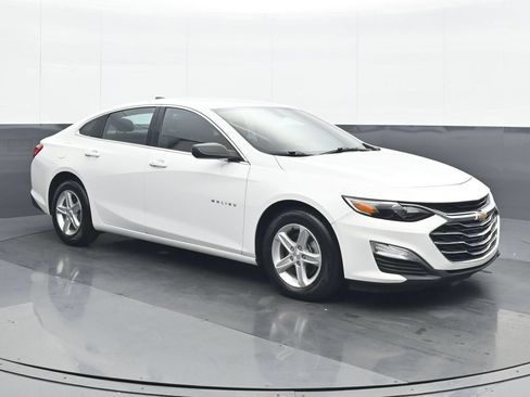 Used 2020 Chevrolet Malibu LS w/ LPO, Convenience Package 1 FWD image 9