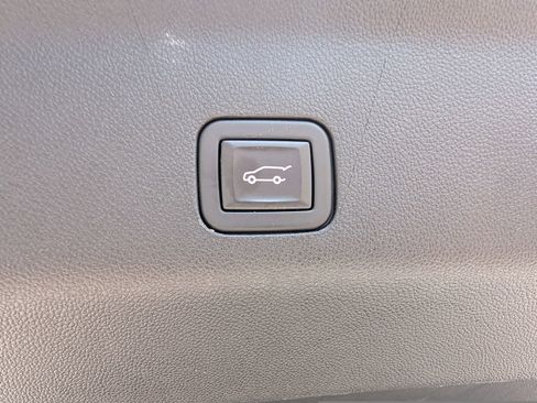 Certified 2024 Chevrolet Tahoe LT image 23